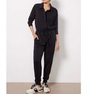 Evereve Woman’s Black Myra Long Sleeve Jumpsuit Romper- Size XS